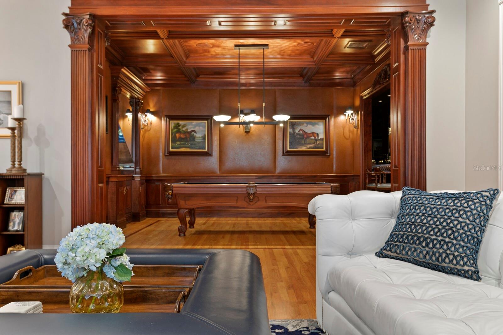 TAMPA PALMS - Residential