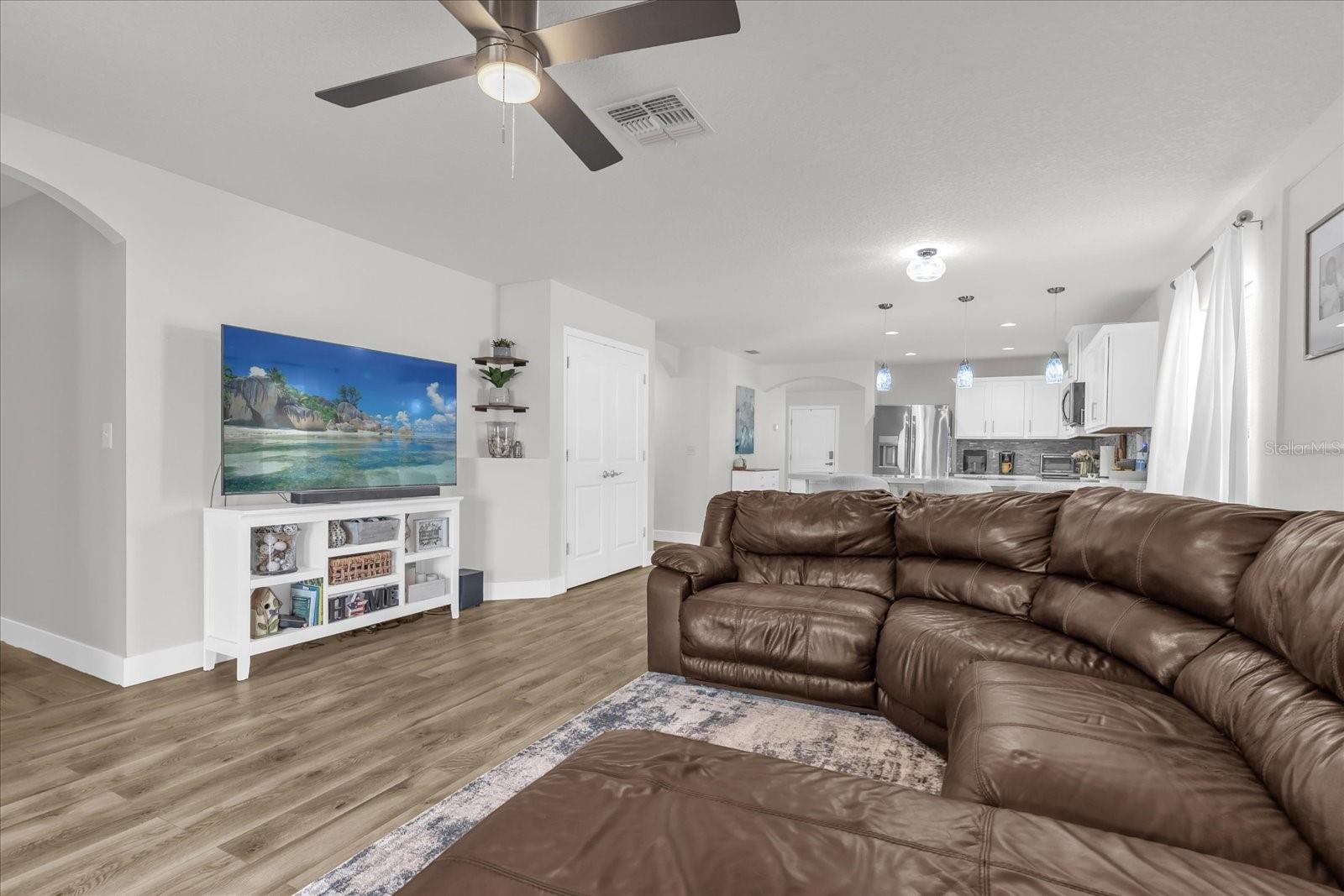 591 SIESTA KEY AVENUE