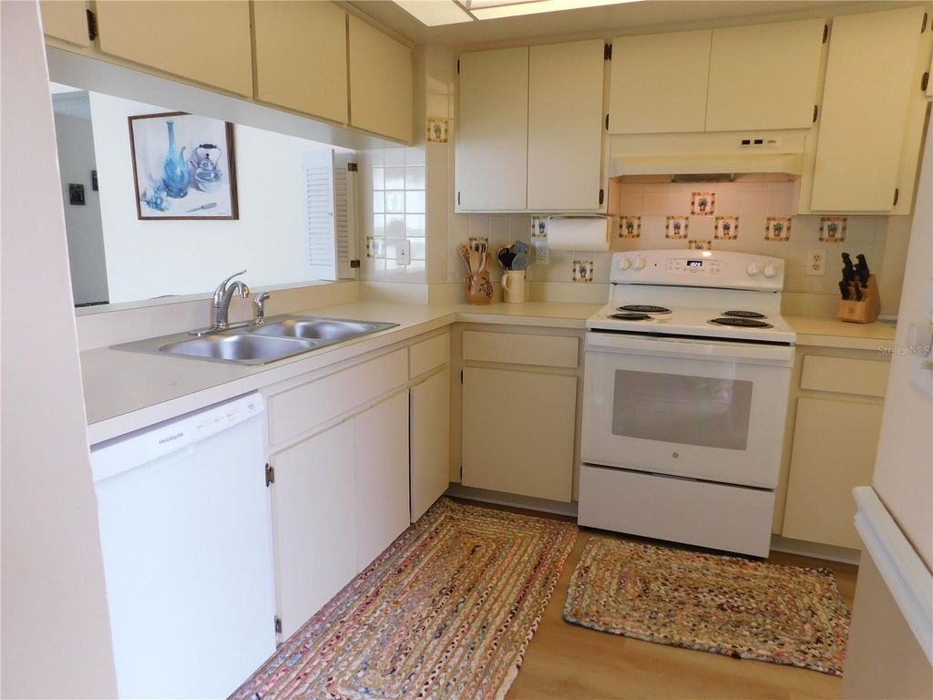 Photo of 7117 27th Ave W #7117, Bradenton, FL 34209 (MLS # A4664561)