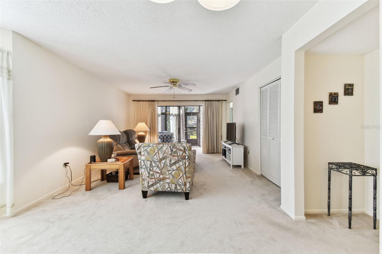 COUNTRY VILLAGE - Residential