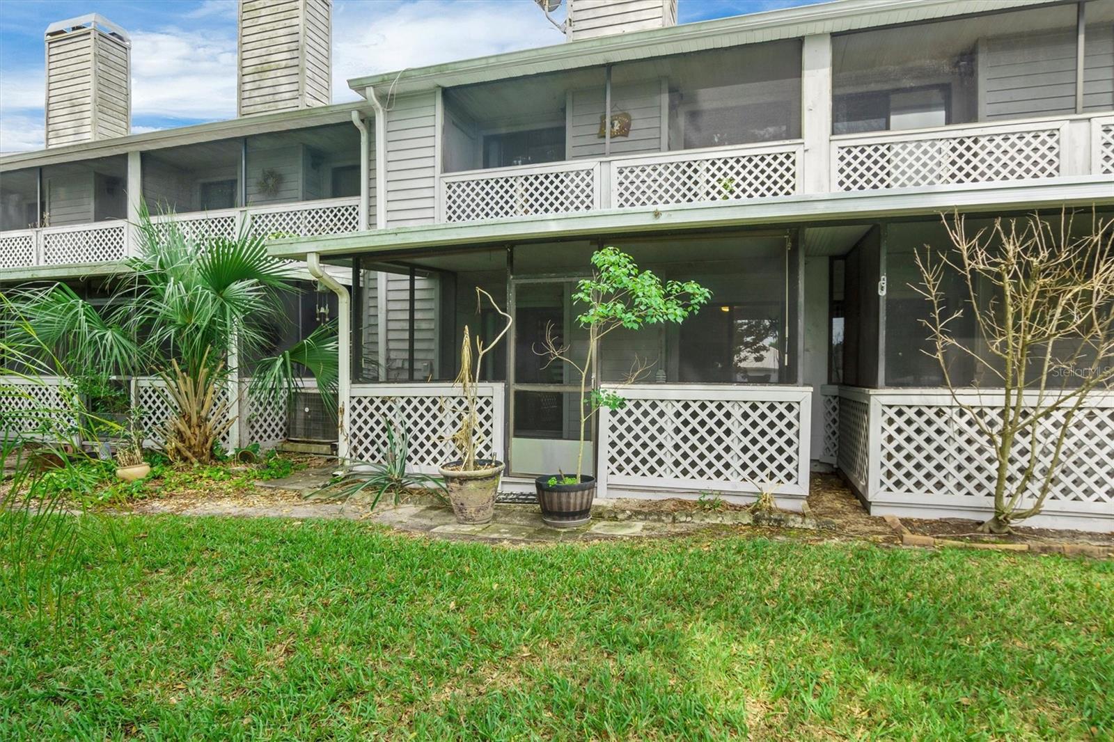 WATERS EDGE UNIT 1 REPLAT - Residential