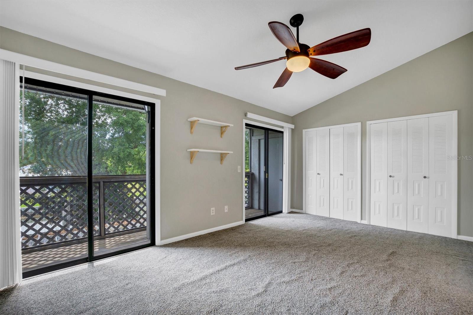 WATERS EDGE UNIT 1 REPLAT - Residential