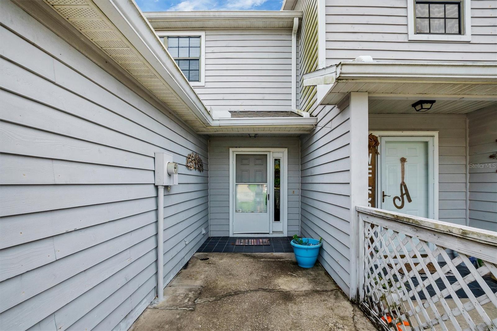 WATERS EDGE UNIT 1 REPLAT - Residential