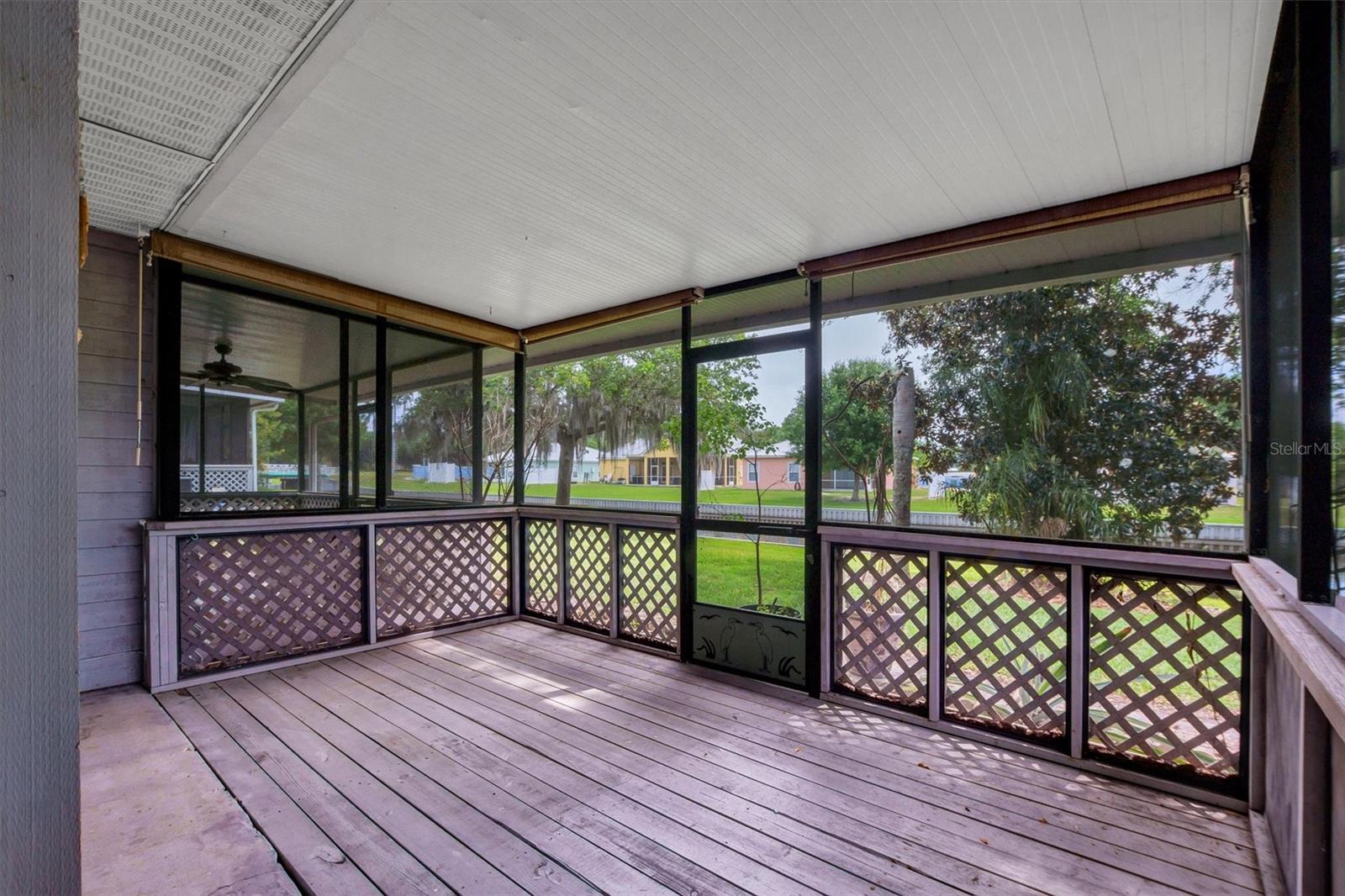 WATERS EDGE UNIT 1 REPLAT - Residential