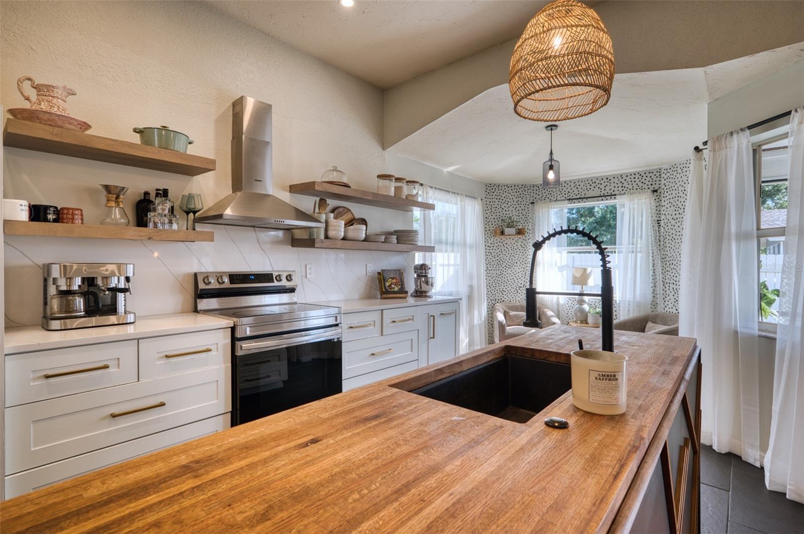 PLEASANT OAKS ESTATES - Residential
