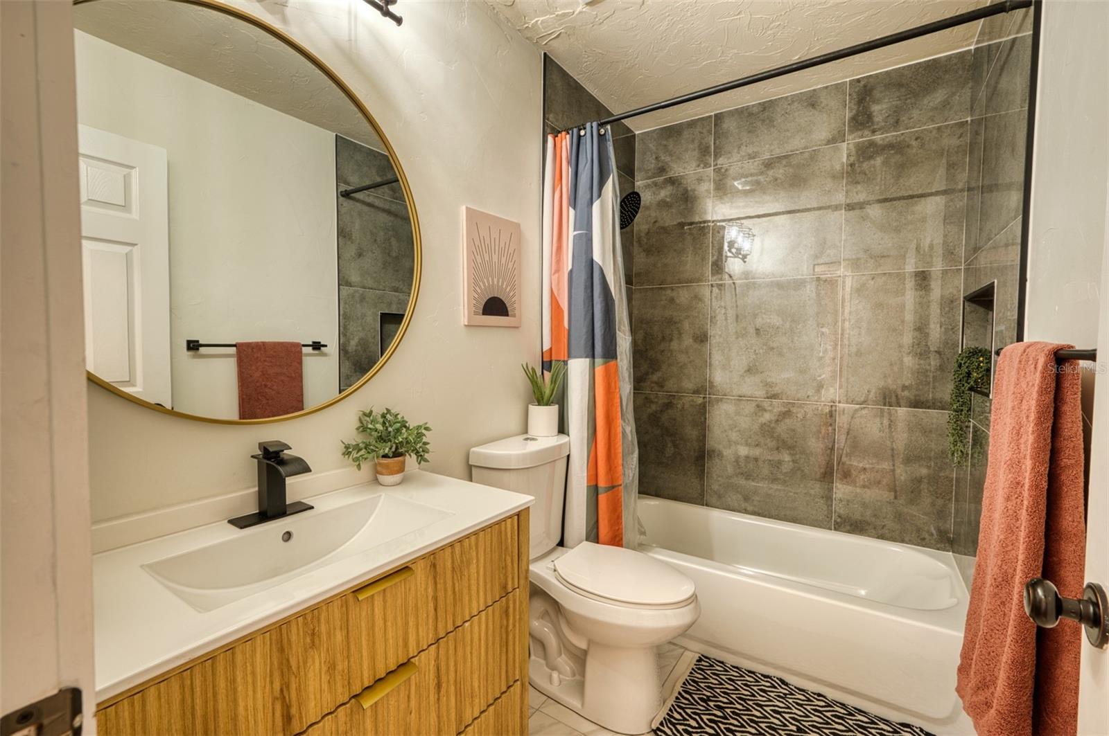 PLEASANT OAKS ESTATES - Residential