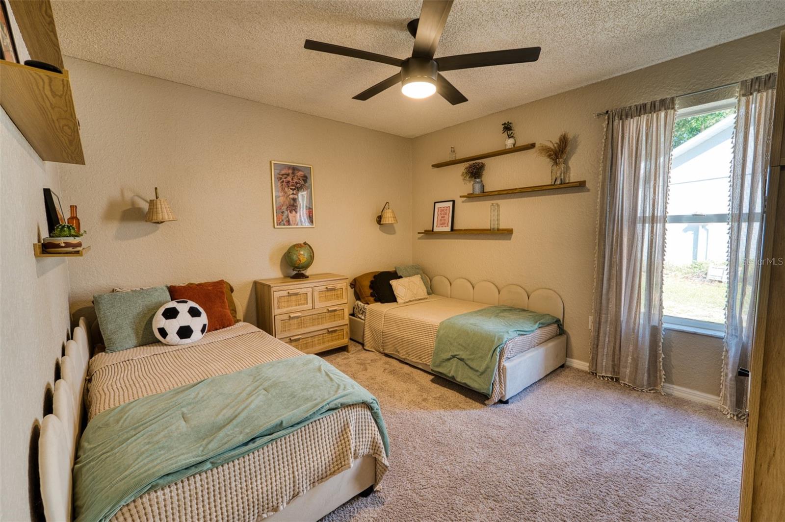PLEASANT OAKS ESTATES - Residential
