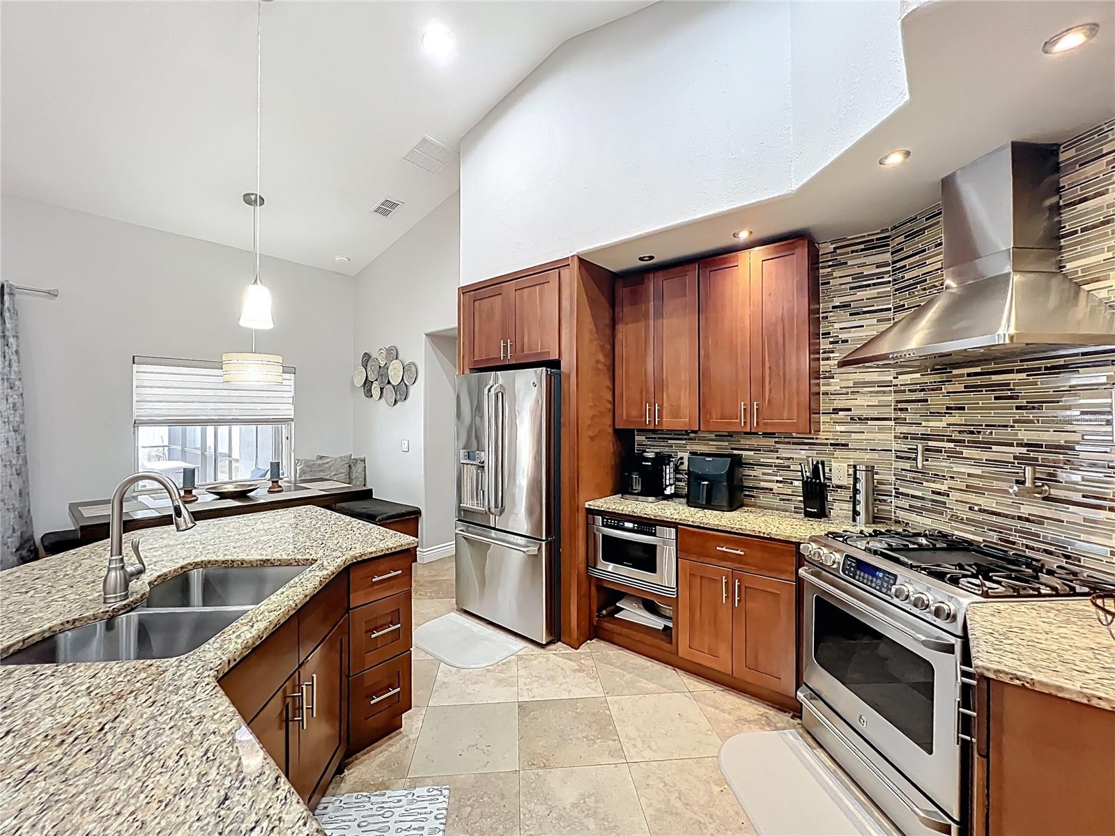 ORANGE COVE - Residential