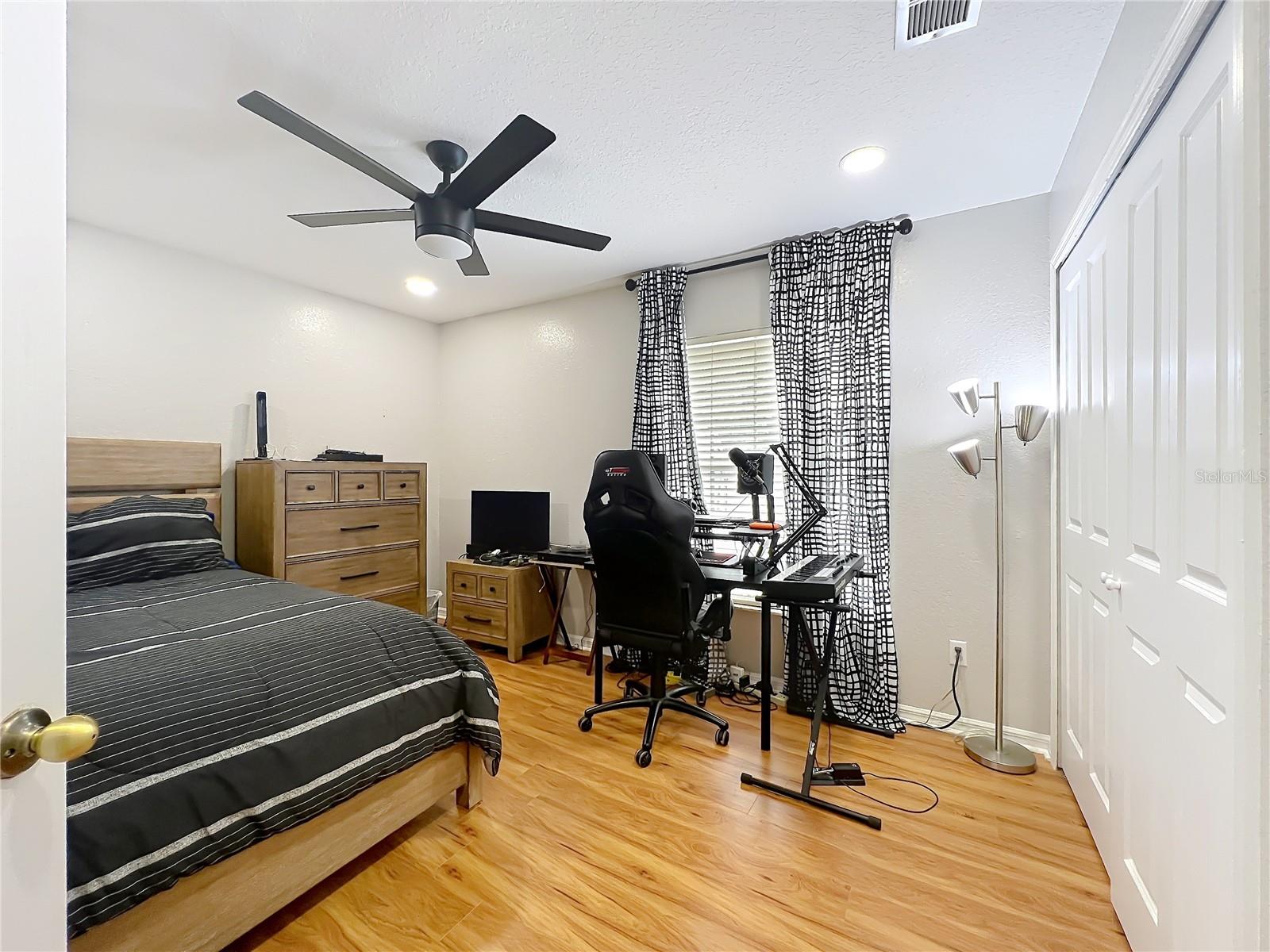 ORANGE COVE - Residential