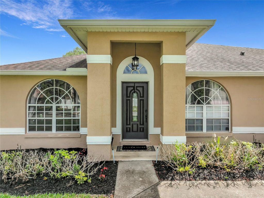 Photo of 723 Sunburst Cove Lane, Winter Garden, FL 34787 (MLS # S5145002)