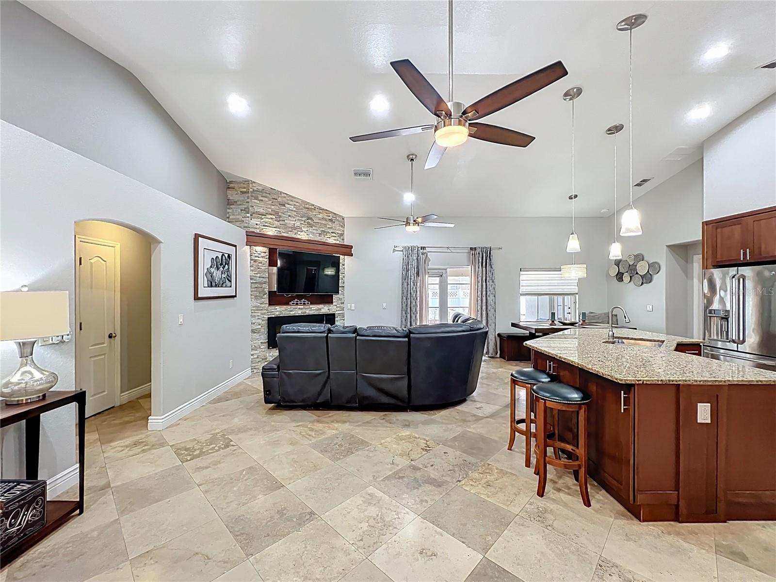 ORANGE COVE - Residential