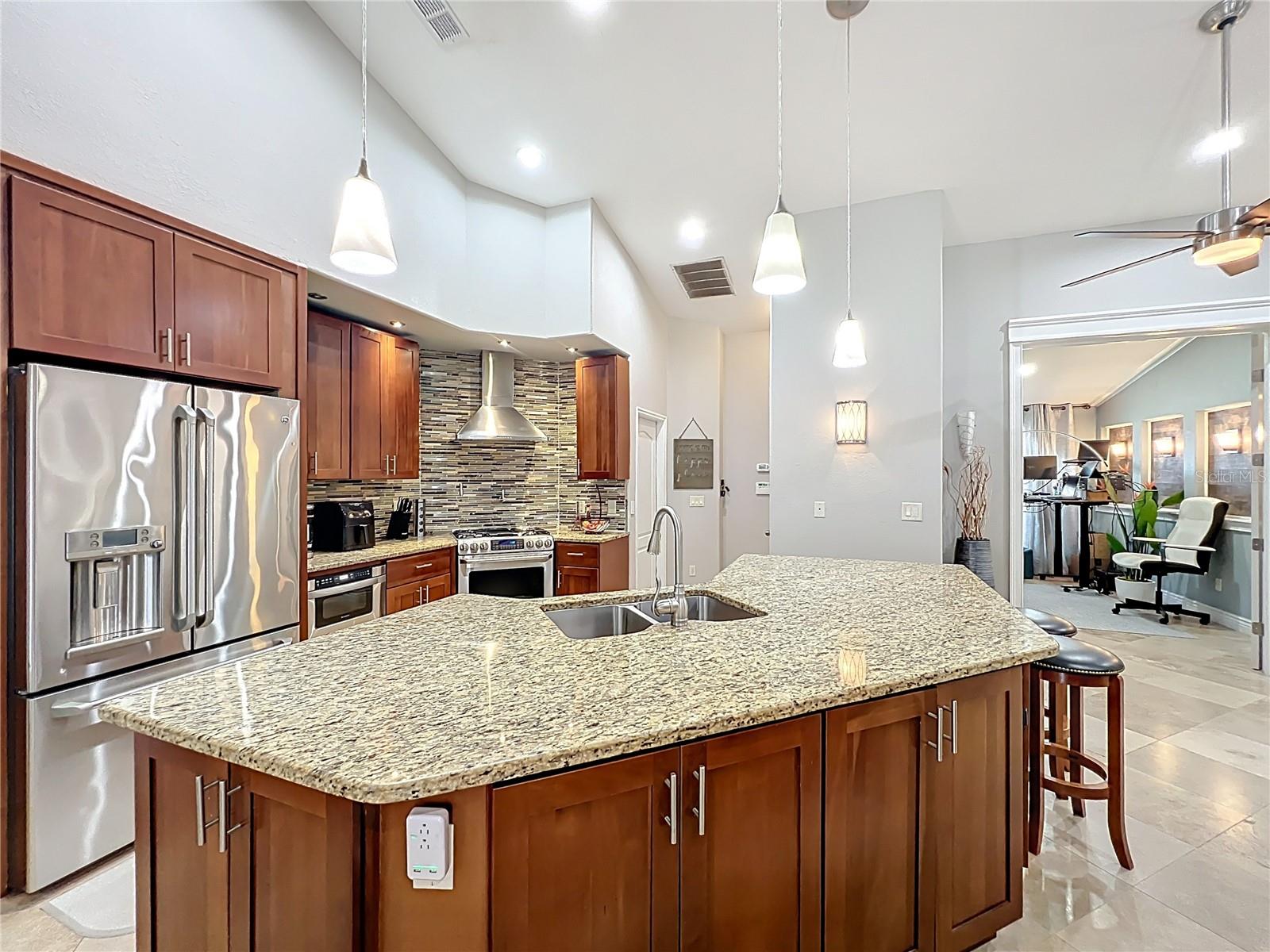 ORANGE COVE - Residential