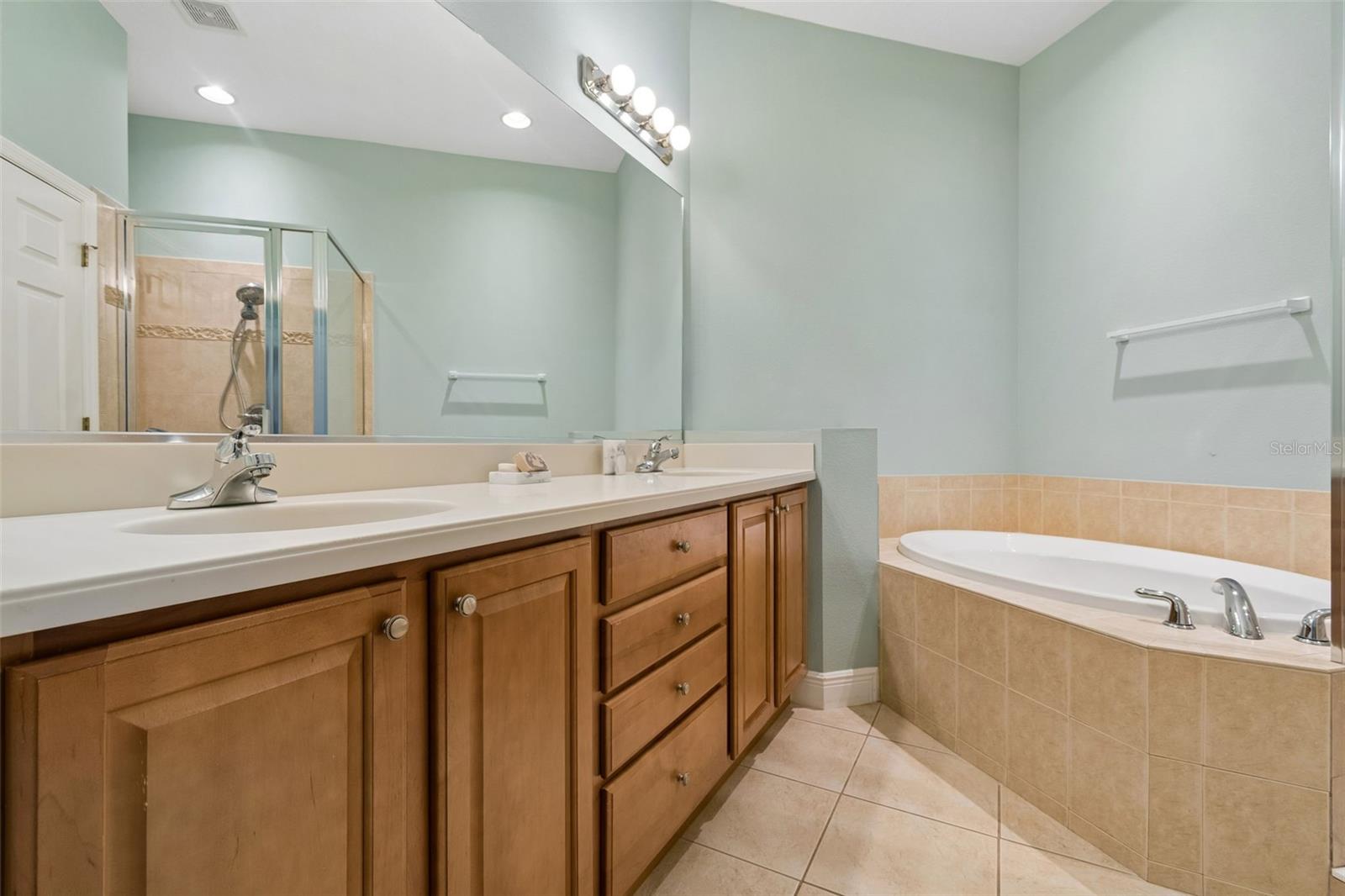 MIRAMAR LAGOONS AT LAKEWOOD RANCH II - Residential