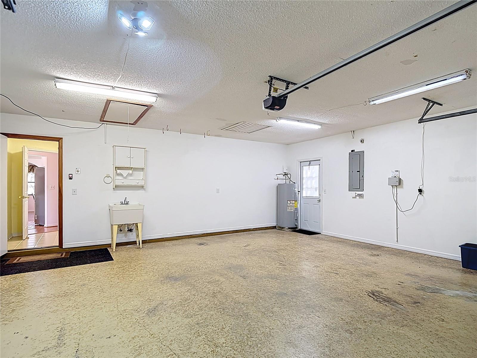 WHISP OAKS ESTATE PH 4 - Residential