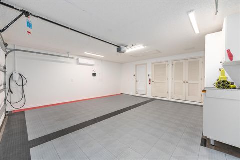 Tiny photo for 2000 Ardmore Way, The Villages, FL 32162 (MLS # G5108718)