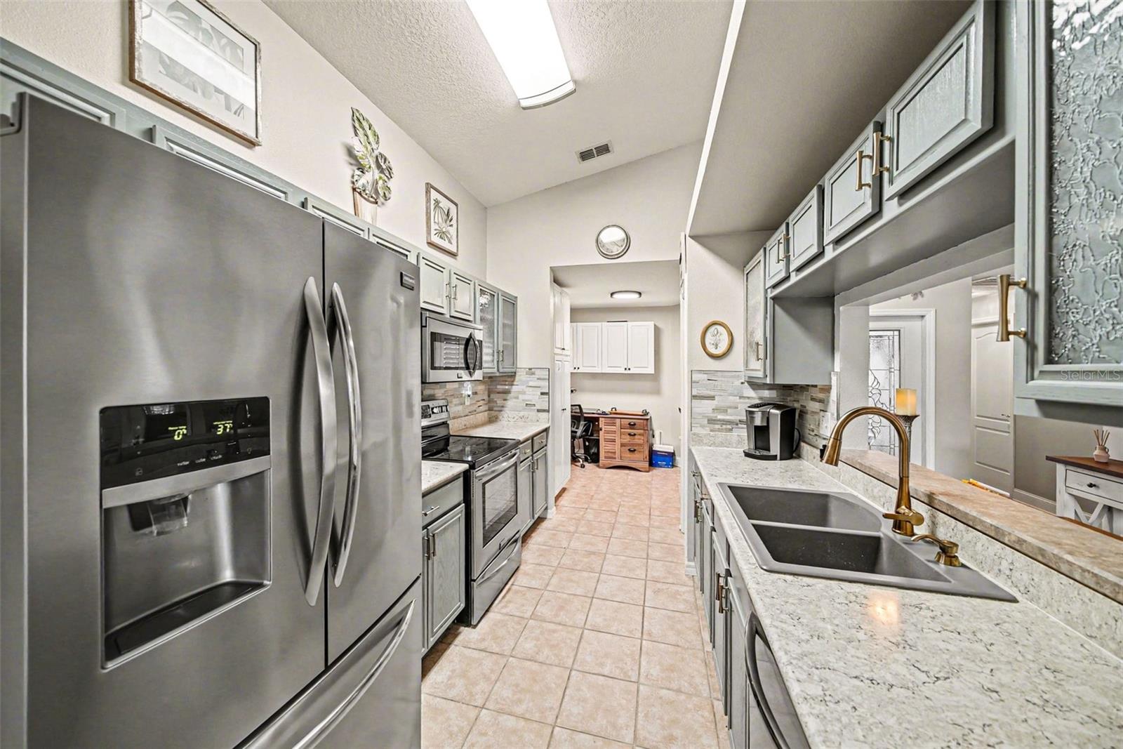 TAMPA BAY GOLF & TENNIS CLUB PH 04 - Residential