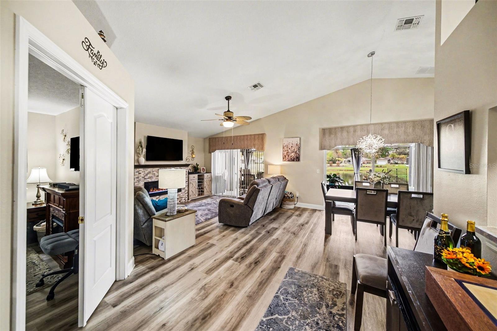 TAMPA BAY GOLF & TENNIS CLUB PH 04 - Residential