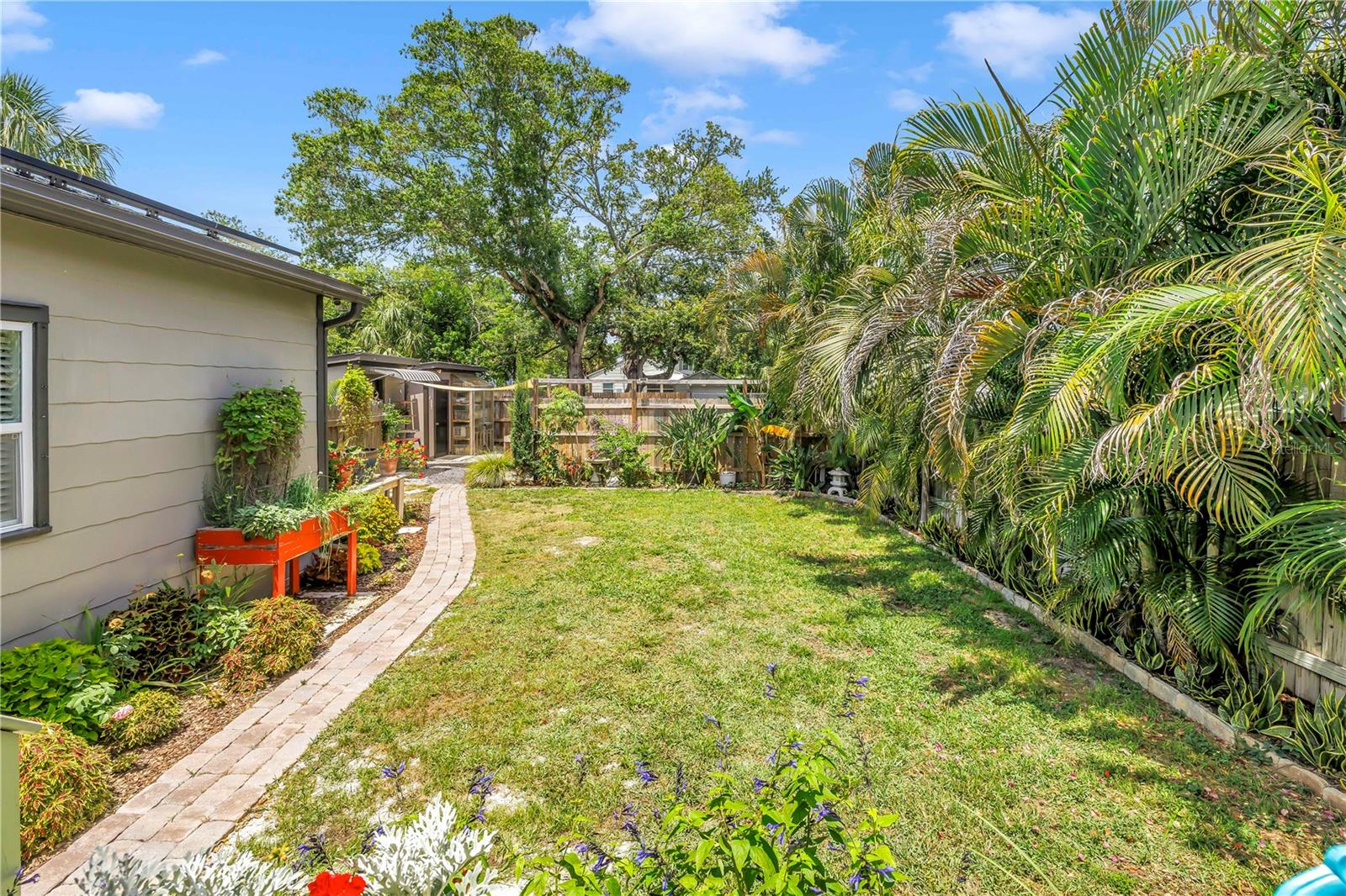 COLONIAL PLACE REV - Residential