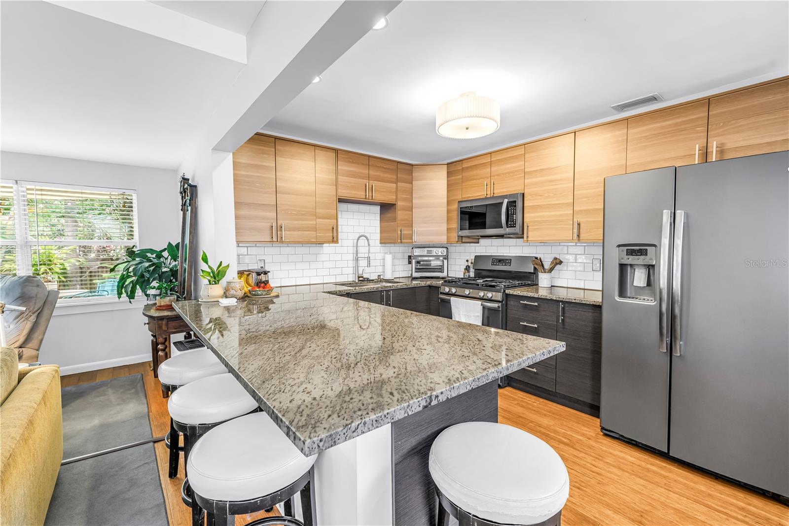 COLONIAL PLACE REV - Residential