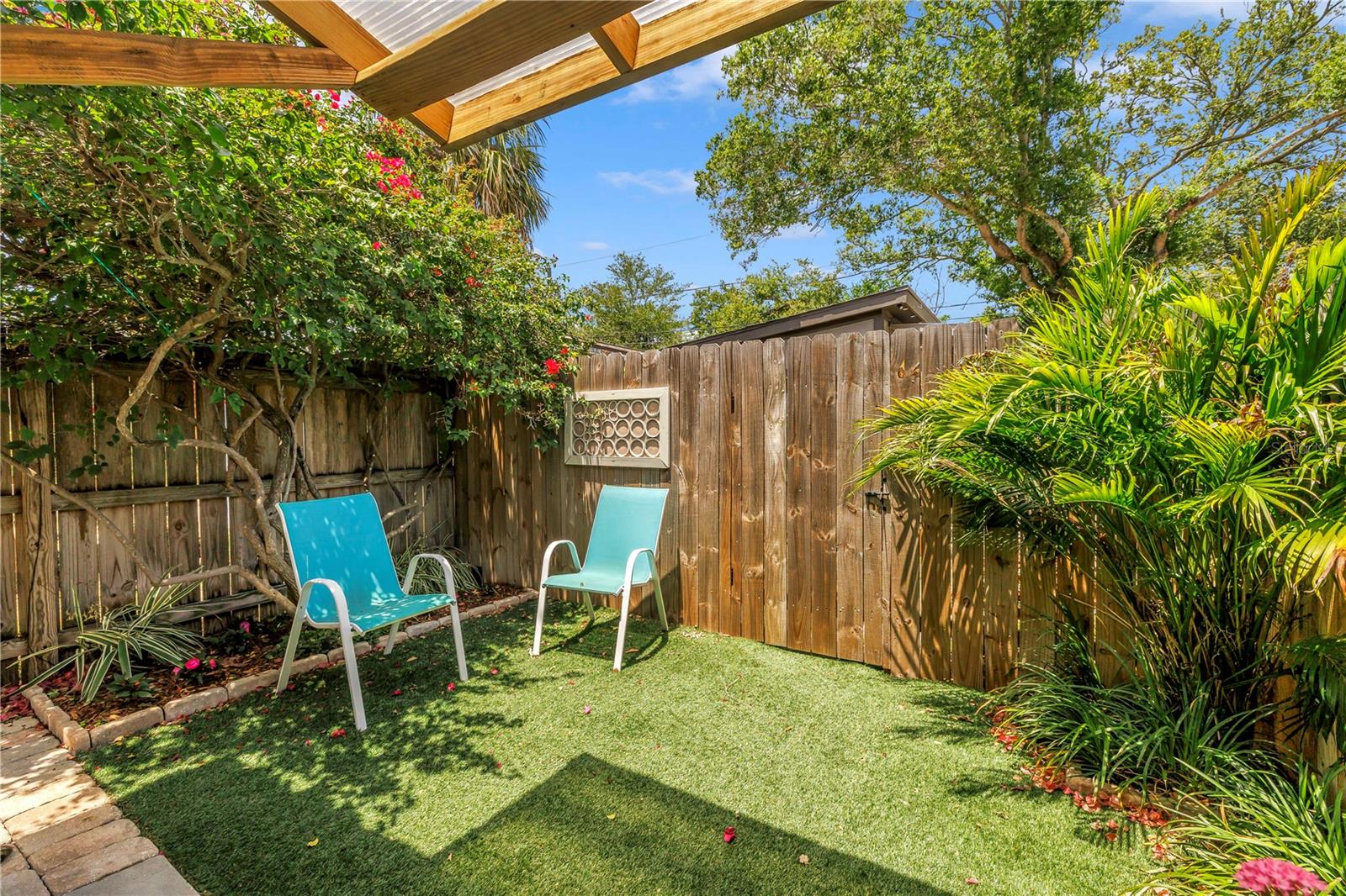 COLONIAL PLACE REV - Residential
