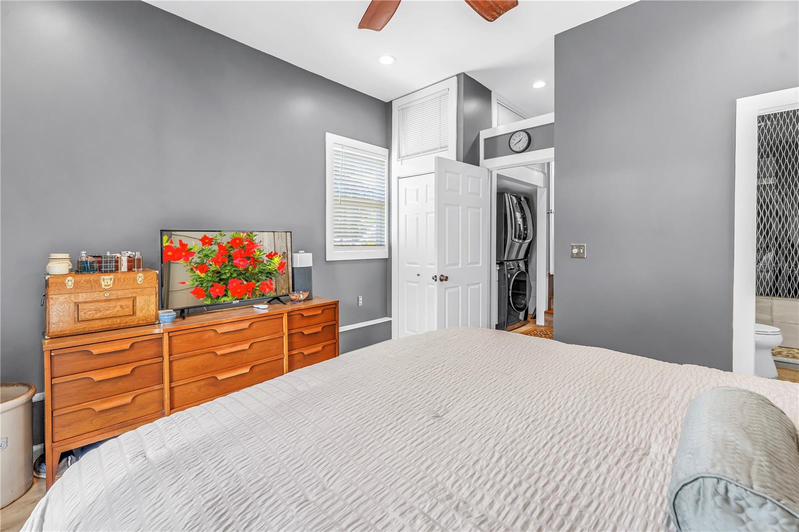 COLONIAL PLACE REV - Residential