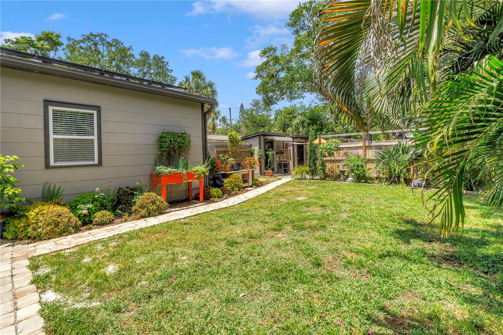COLONIAL PLACE REV - Residential