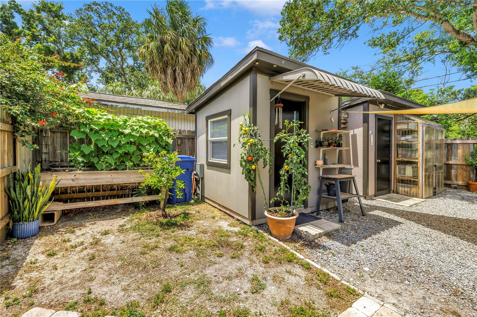 COLONIAL PLACE REV - Residential