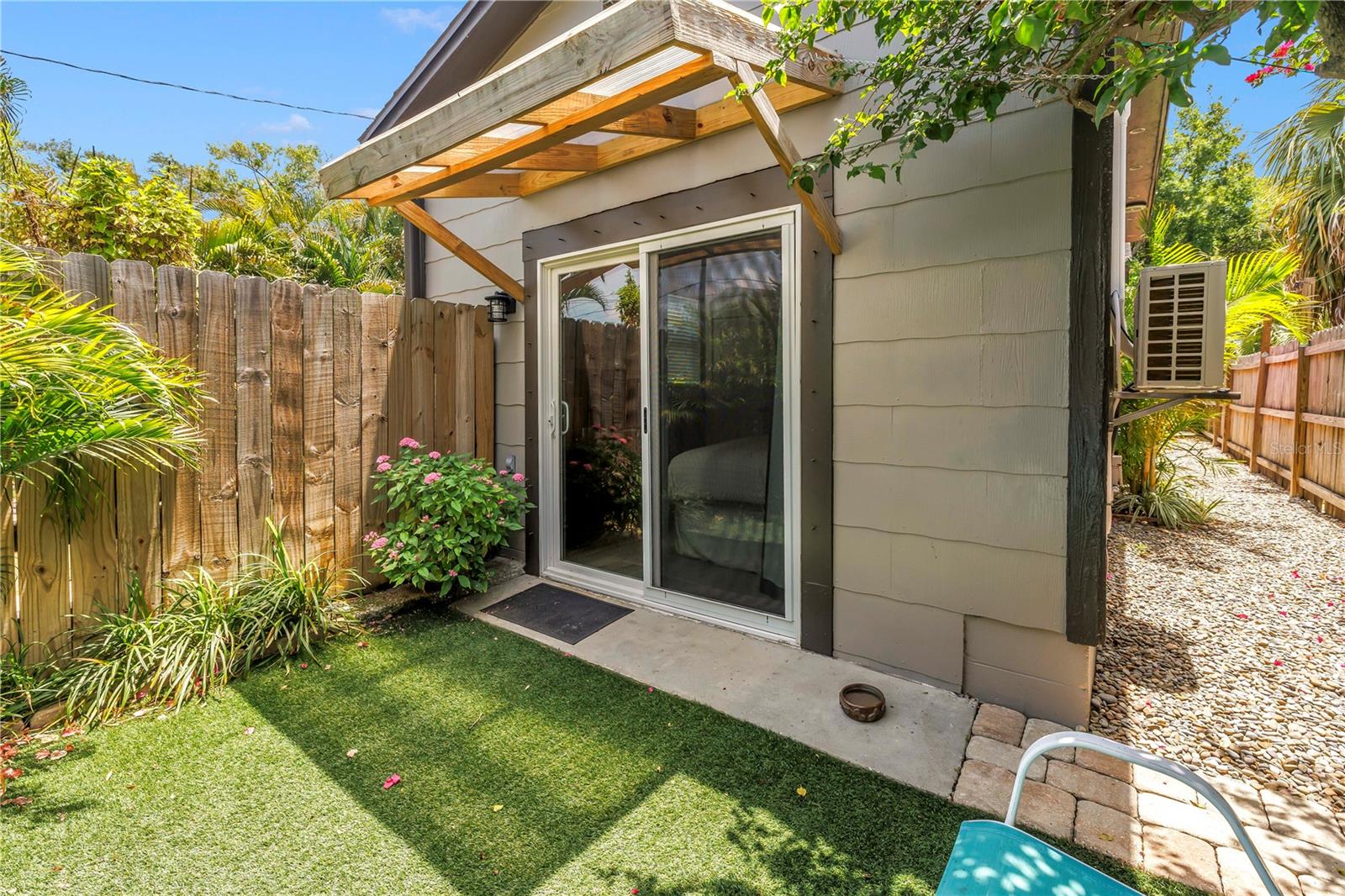 COLONIAL PLACE REV - Residential