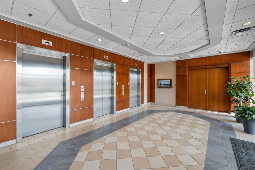 Photo of 5550 W Executive Drive #250, Tampa, FL 33609 (MLS # TB8508731)