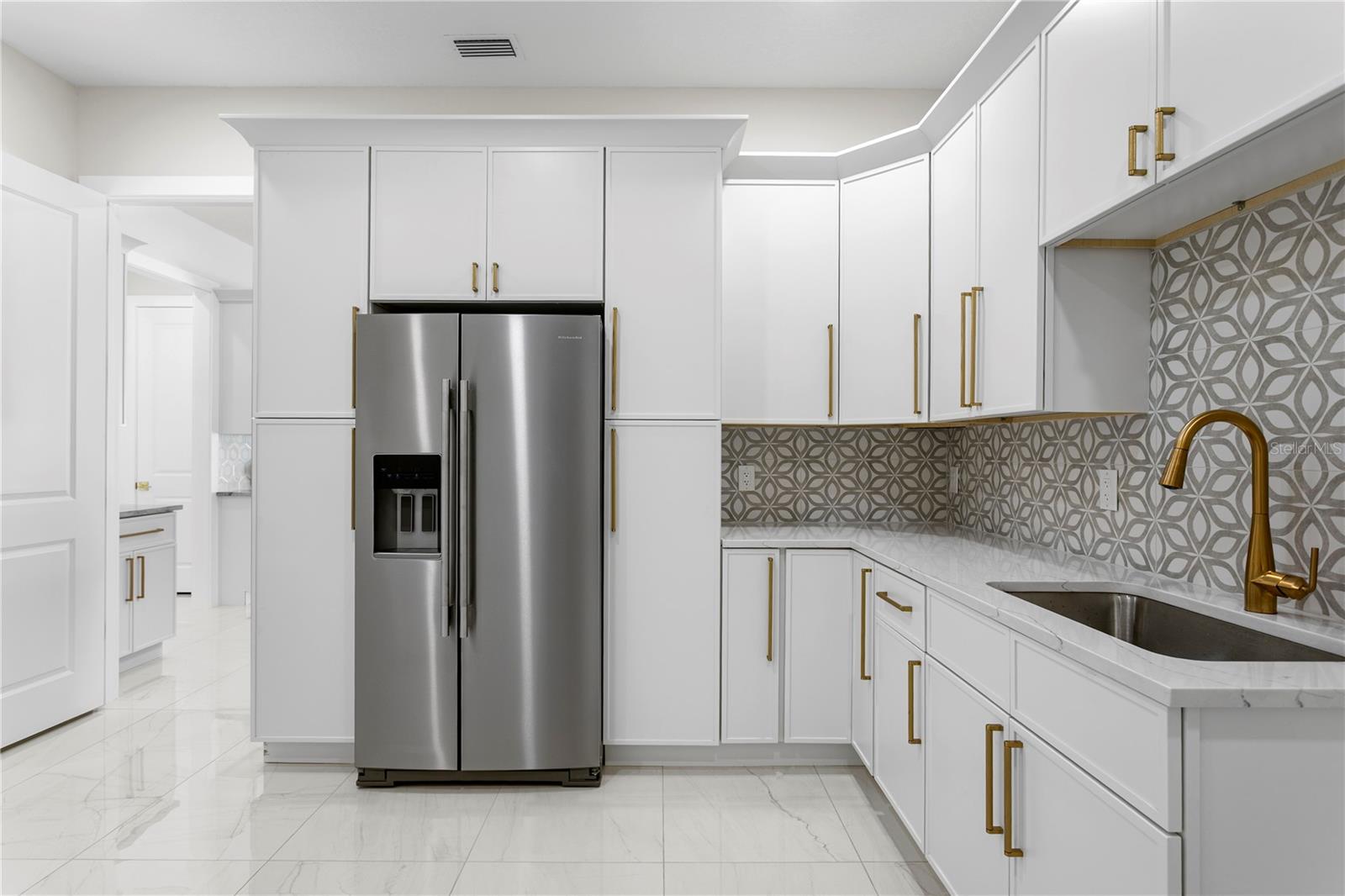 COLLINS ESTATES PH I - Residential