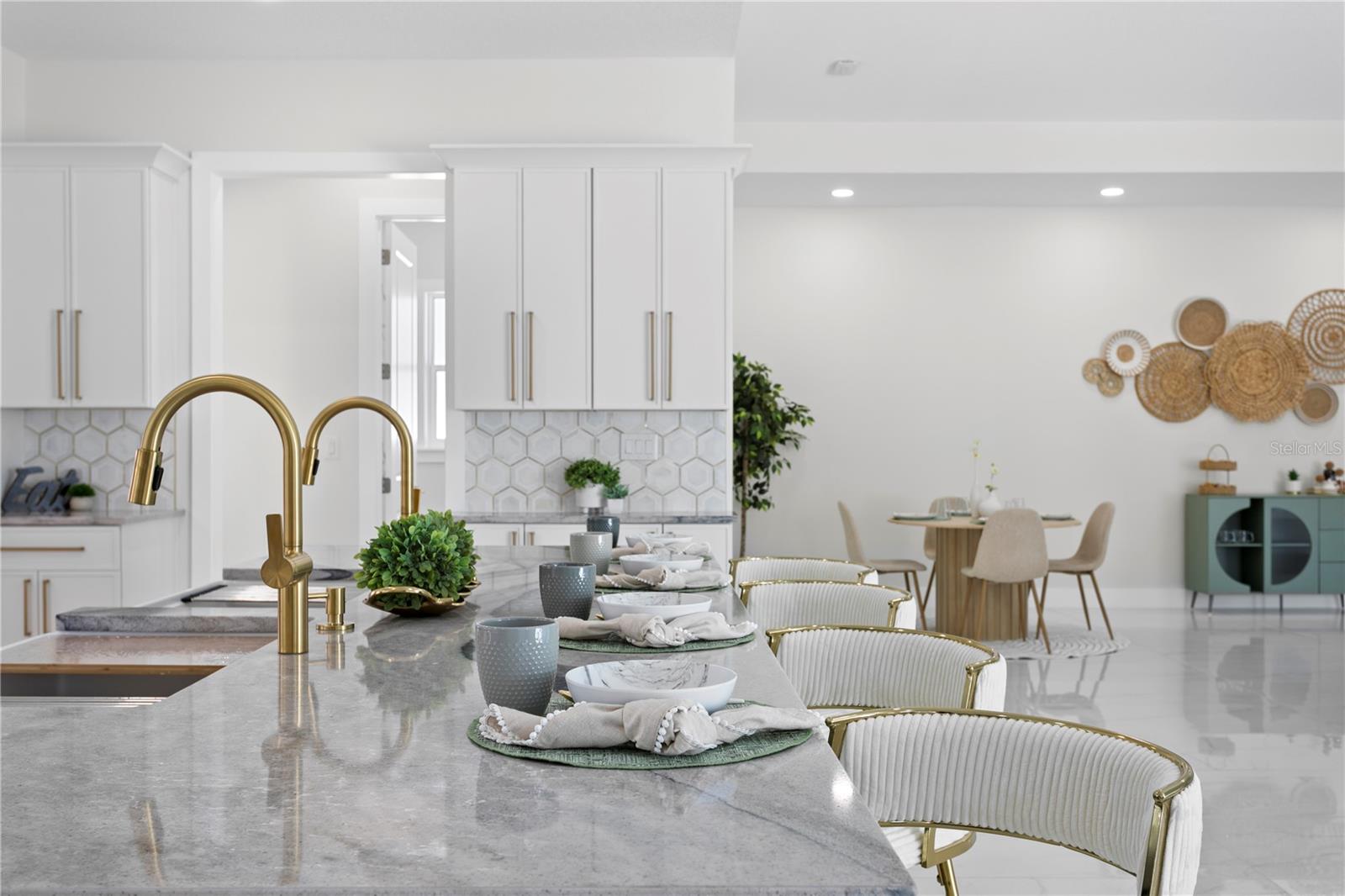 COLLINS ESTATES PH I - Residential