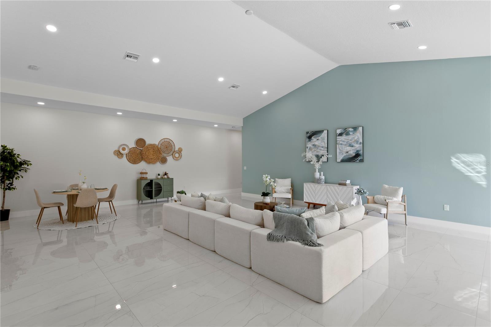 COLLINS ESTATES PH I - Residential