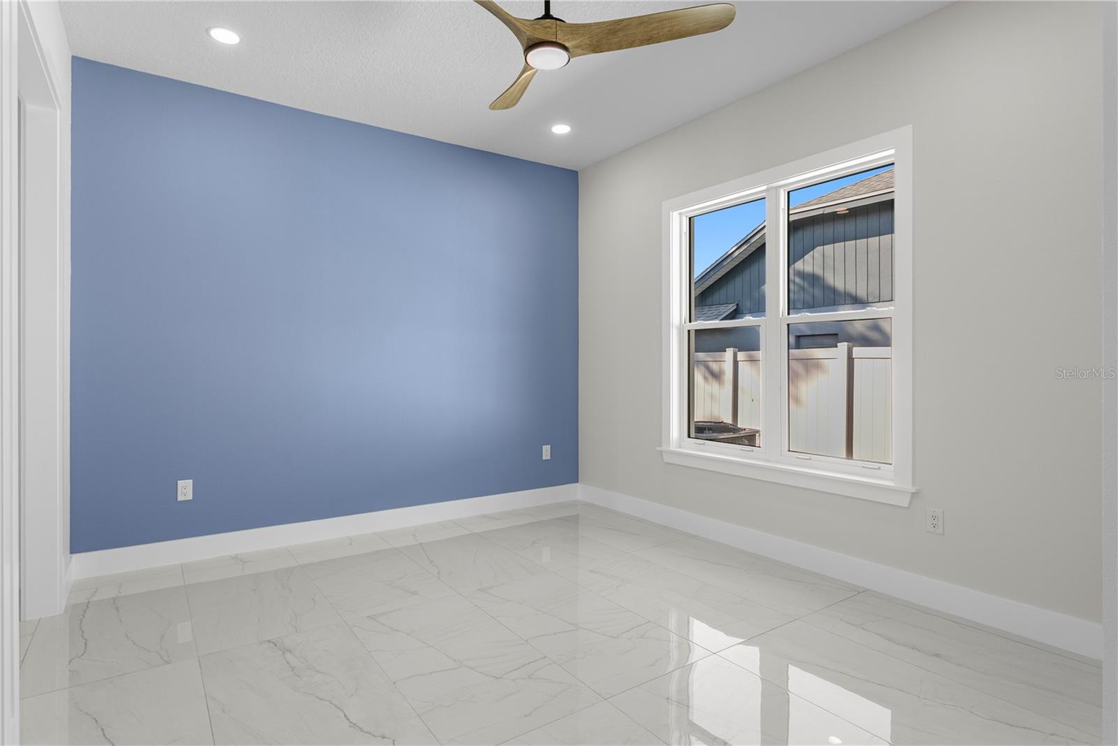 COLLINS ESTATES PH I - Residential