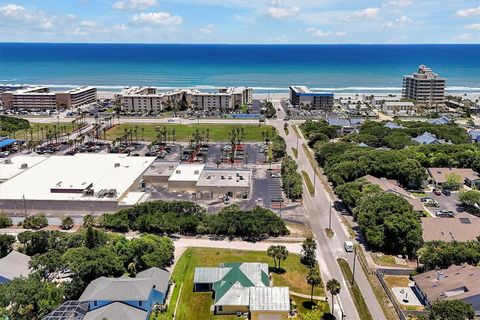 A home in NEW SMYRNA BEACH