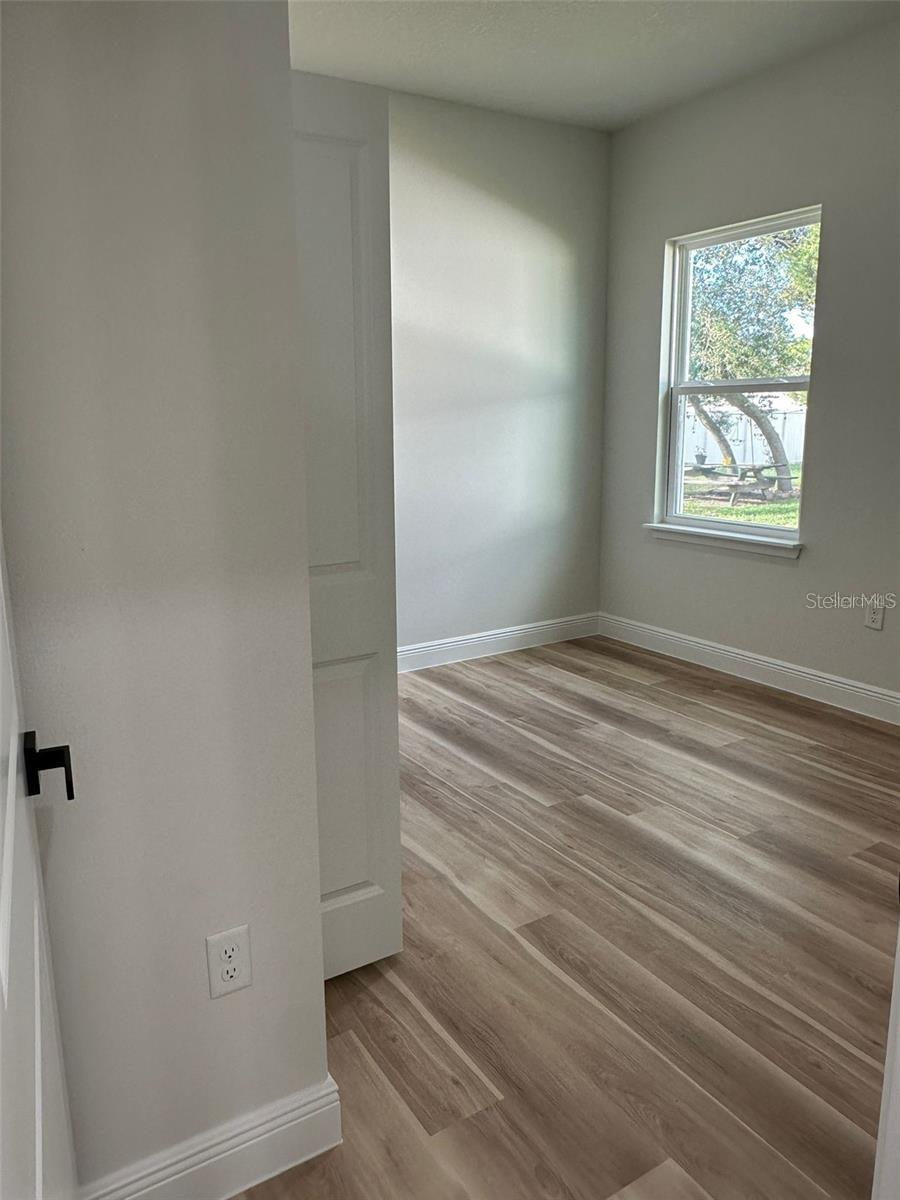 MARION OAKS UN 04 - Residential Lease