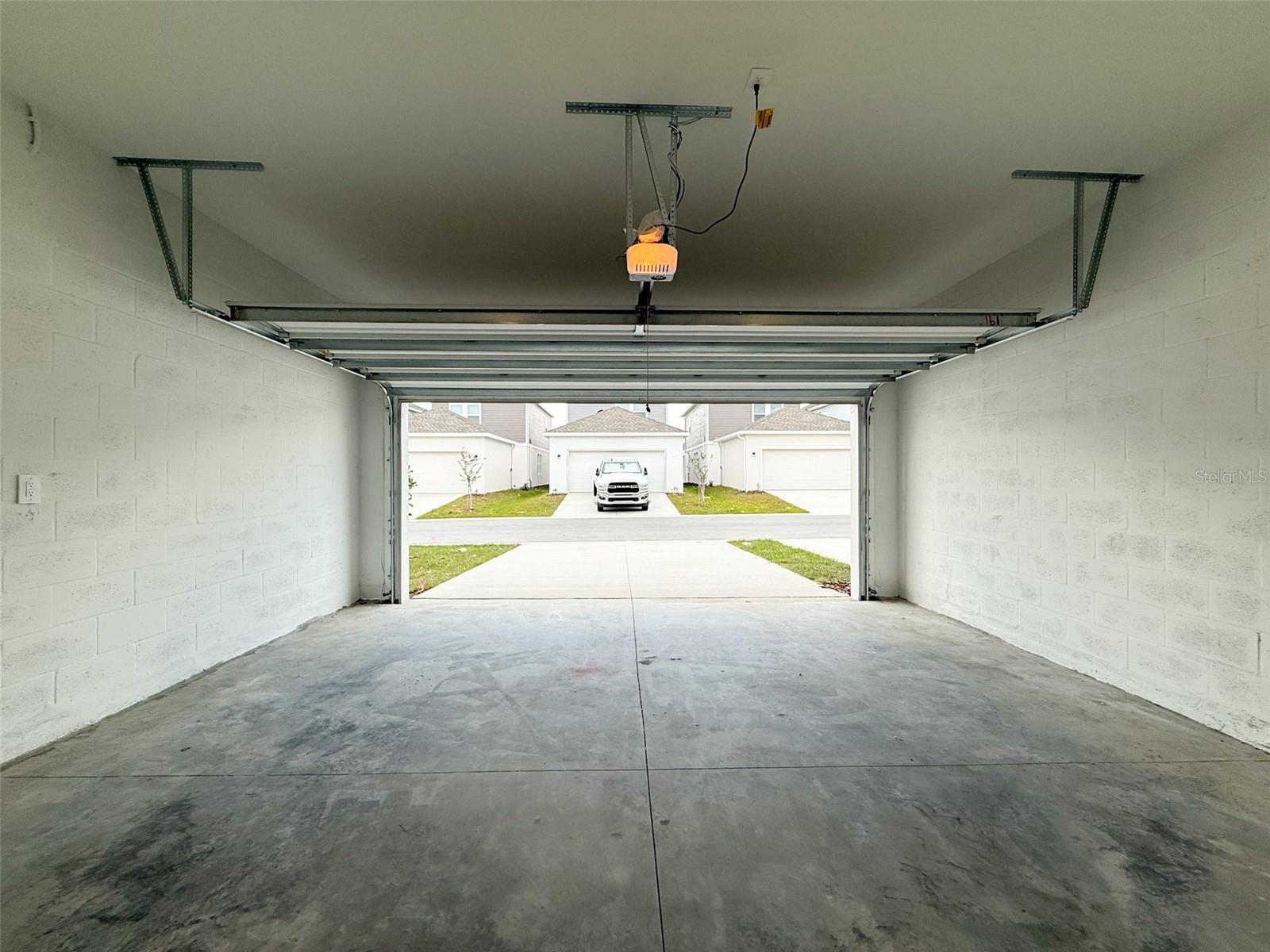 BRONSONS RDG REP - Residential Lease