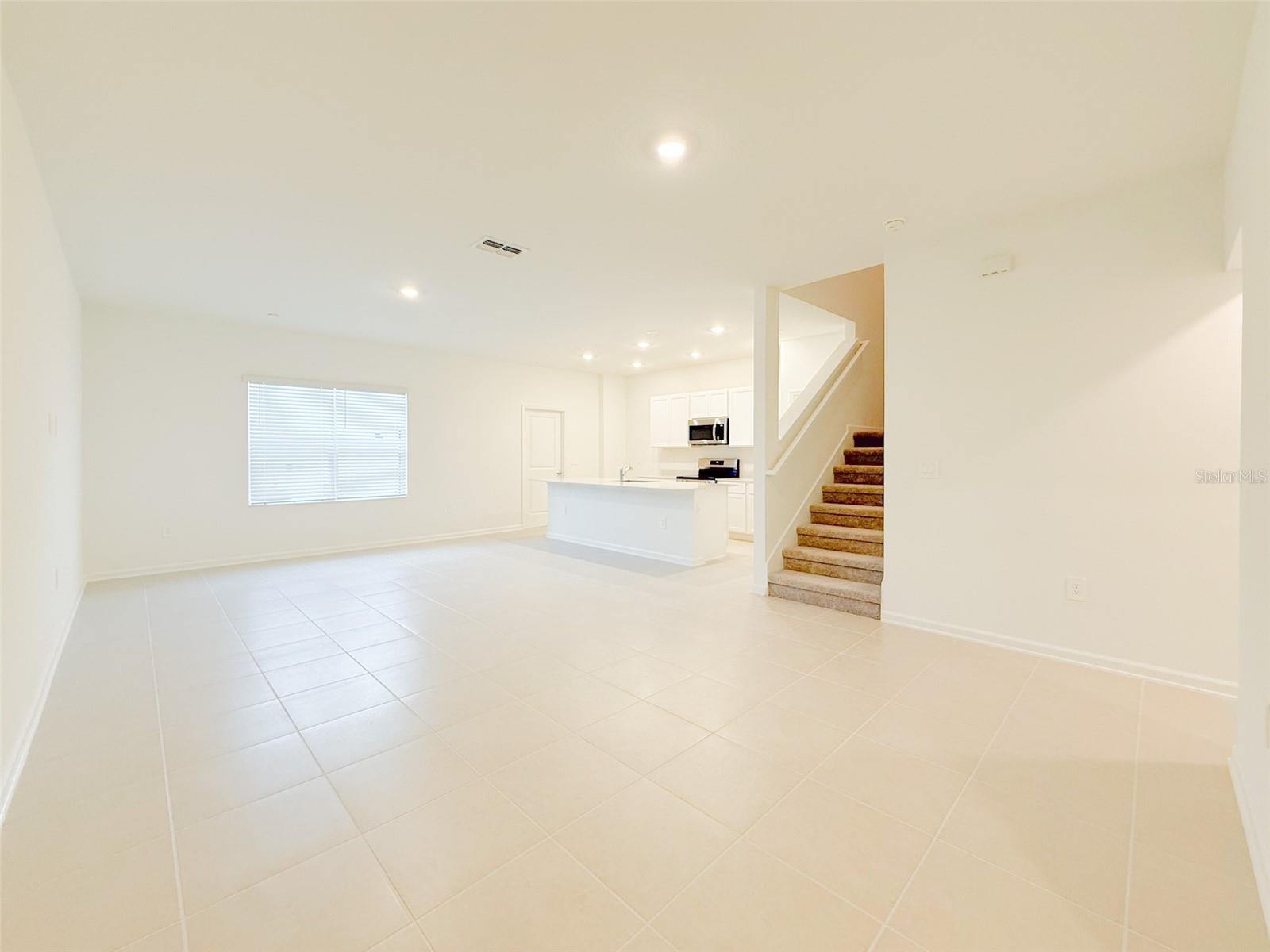 BRONSONS RDG REP - Residential Lease