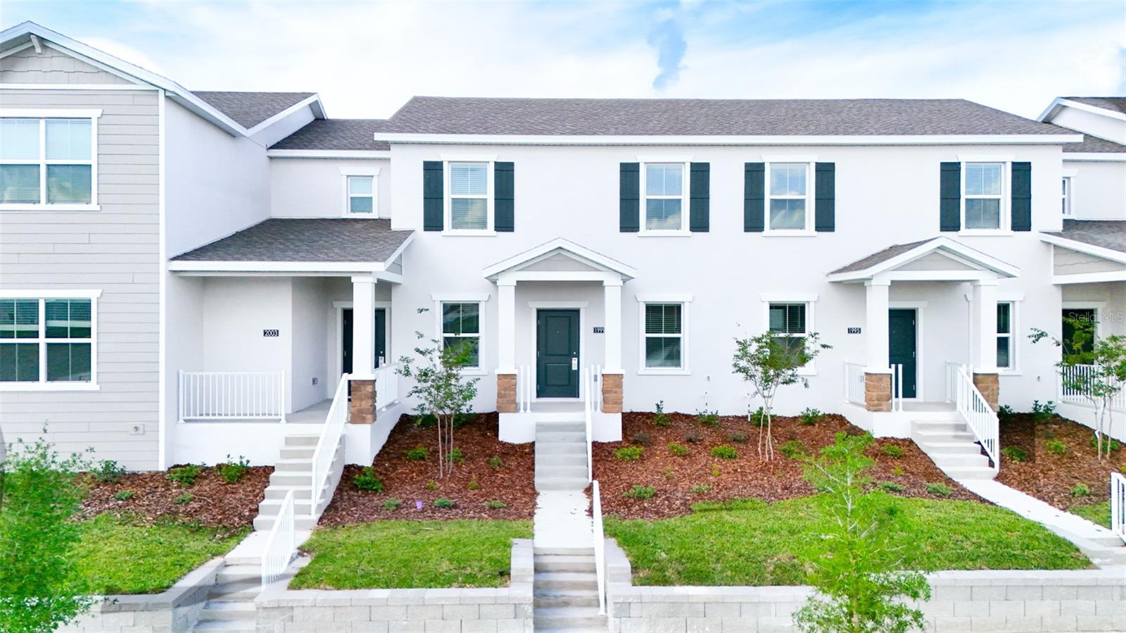 BRONSONS RDG REP - Residential Lease