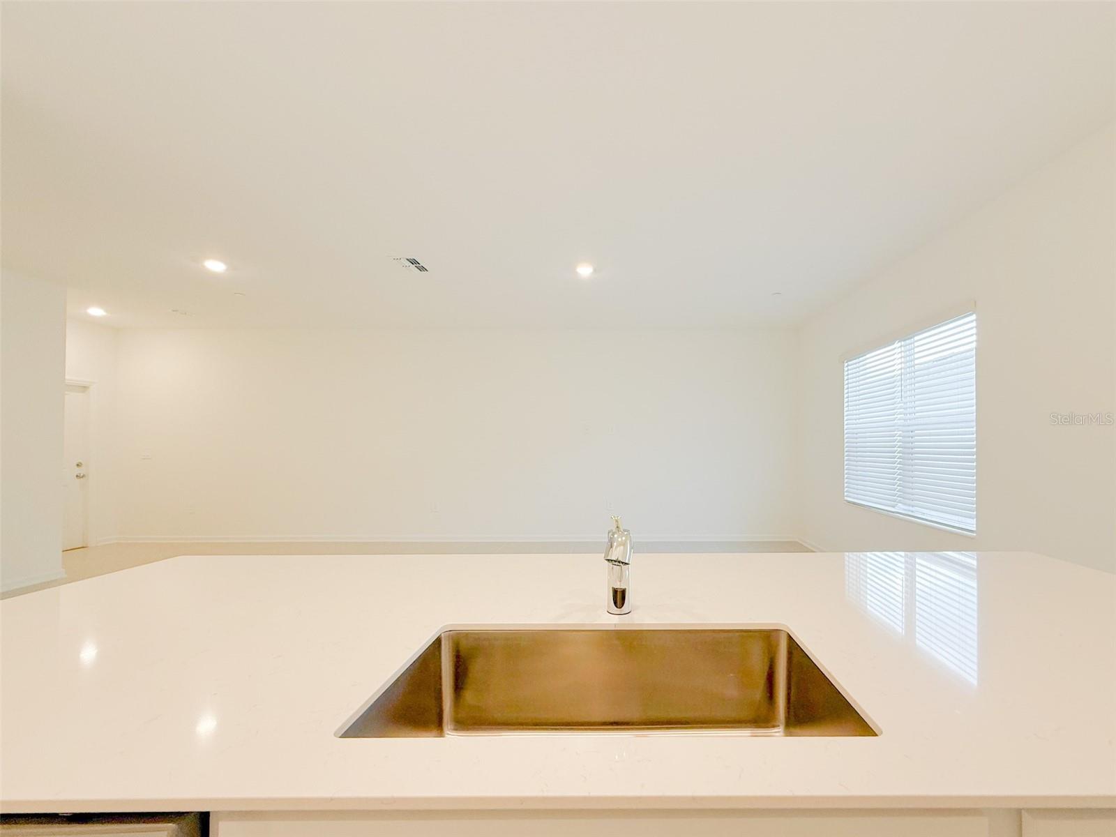 BRONSONS RDG REP - Residential Lease