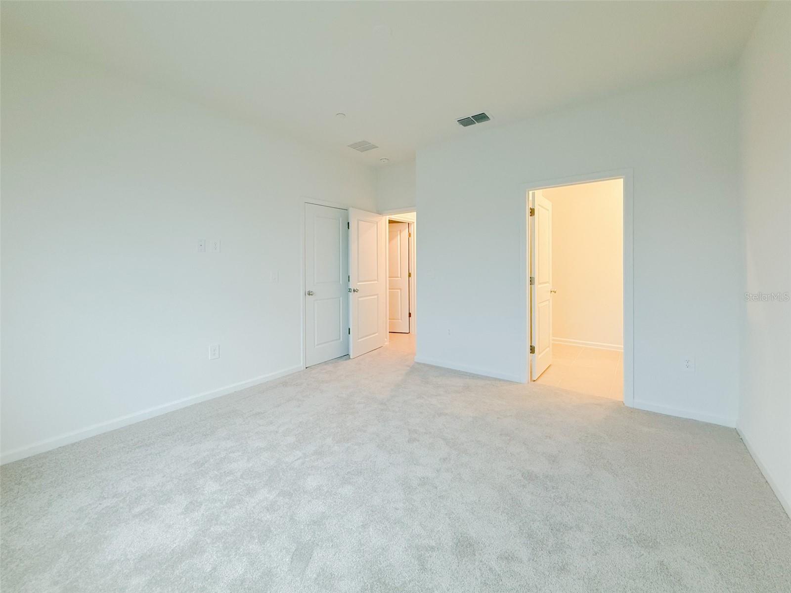 BRONSONS RDG REP - Residential Lease