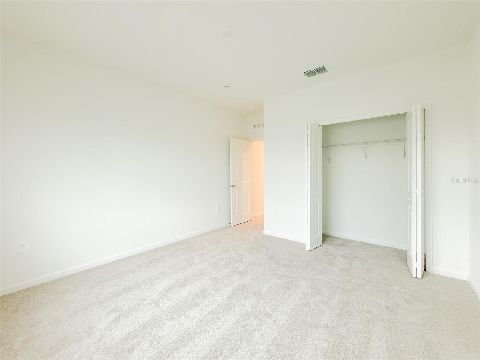 BRONSONS RDG REP - Residential Lease