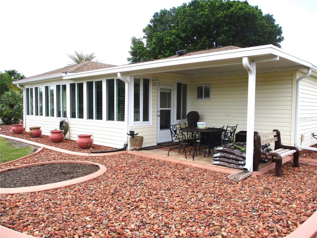 Photo of 11273 SW 136th Place, Dunnellon, FL 34432 (MLS # OM722344)