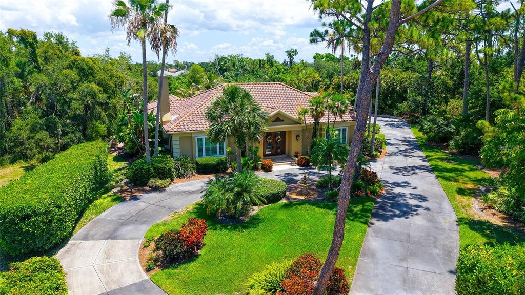 Photo of 422 Blue Garden Lane, Osprey, FL 34229 (MLS # A4707058)