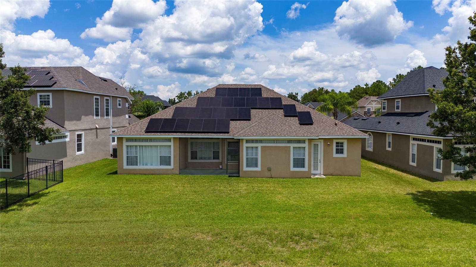 BRISTOL ESTATES - Residential