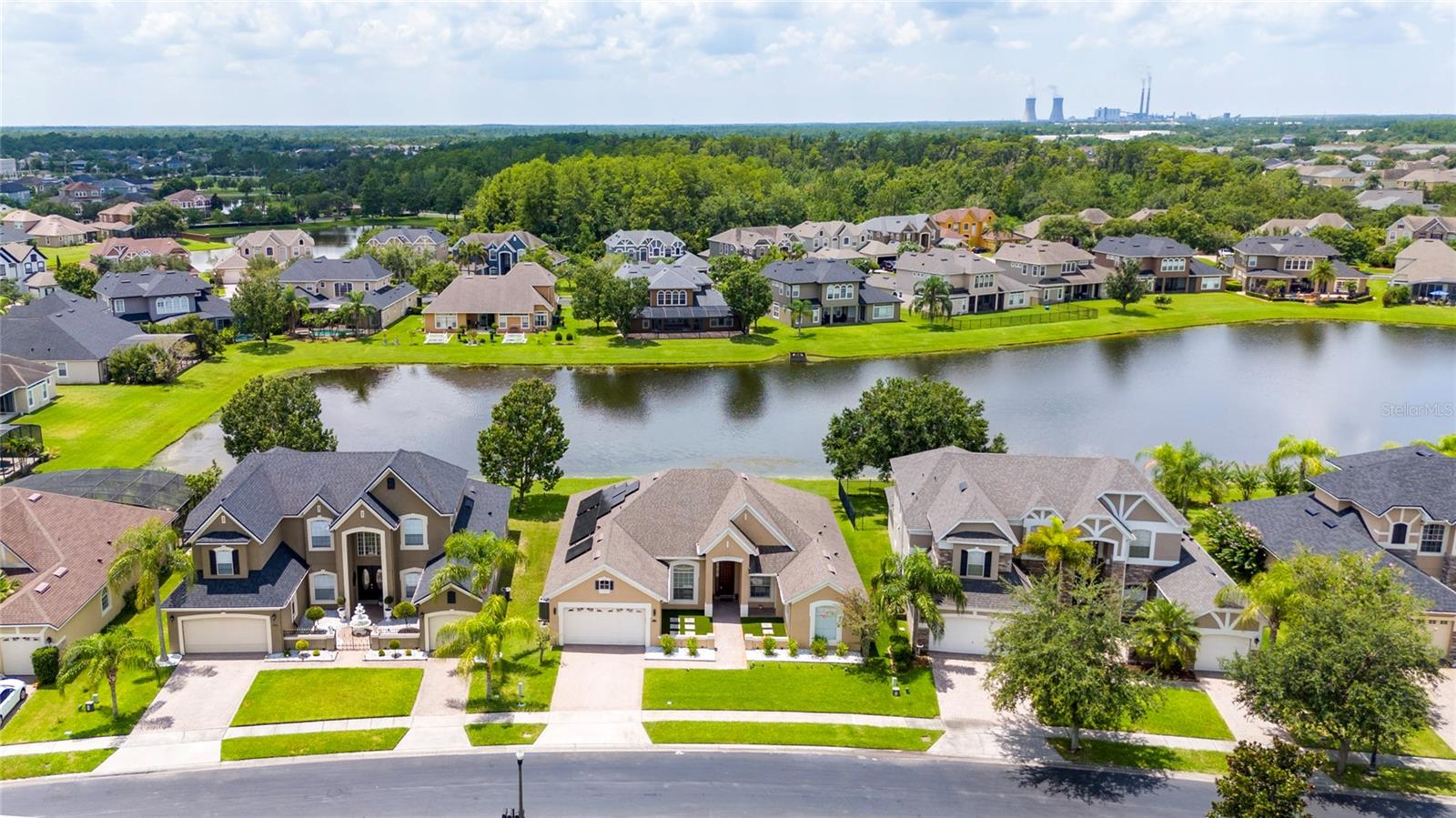 BRISTOL ESTATES - Residential