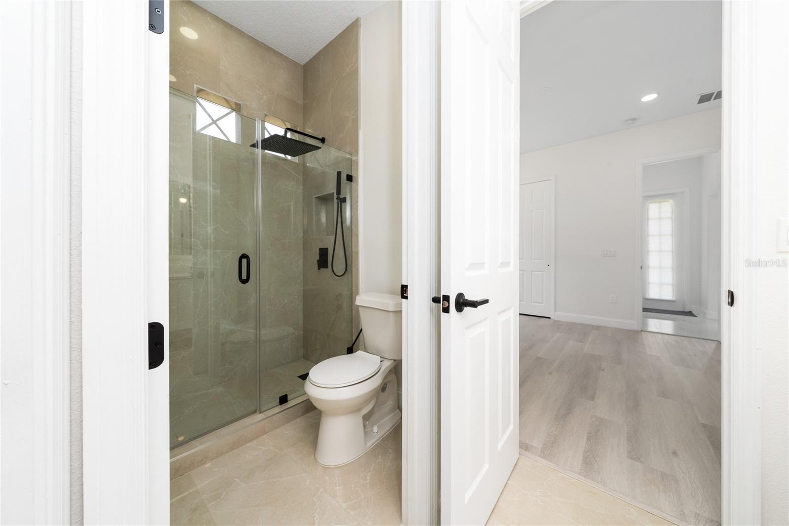 BRISTOL ESTATES - Residential