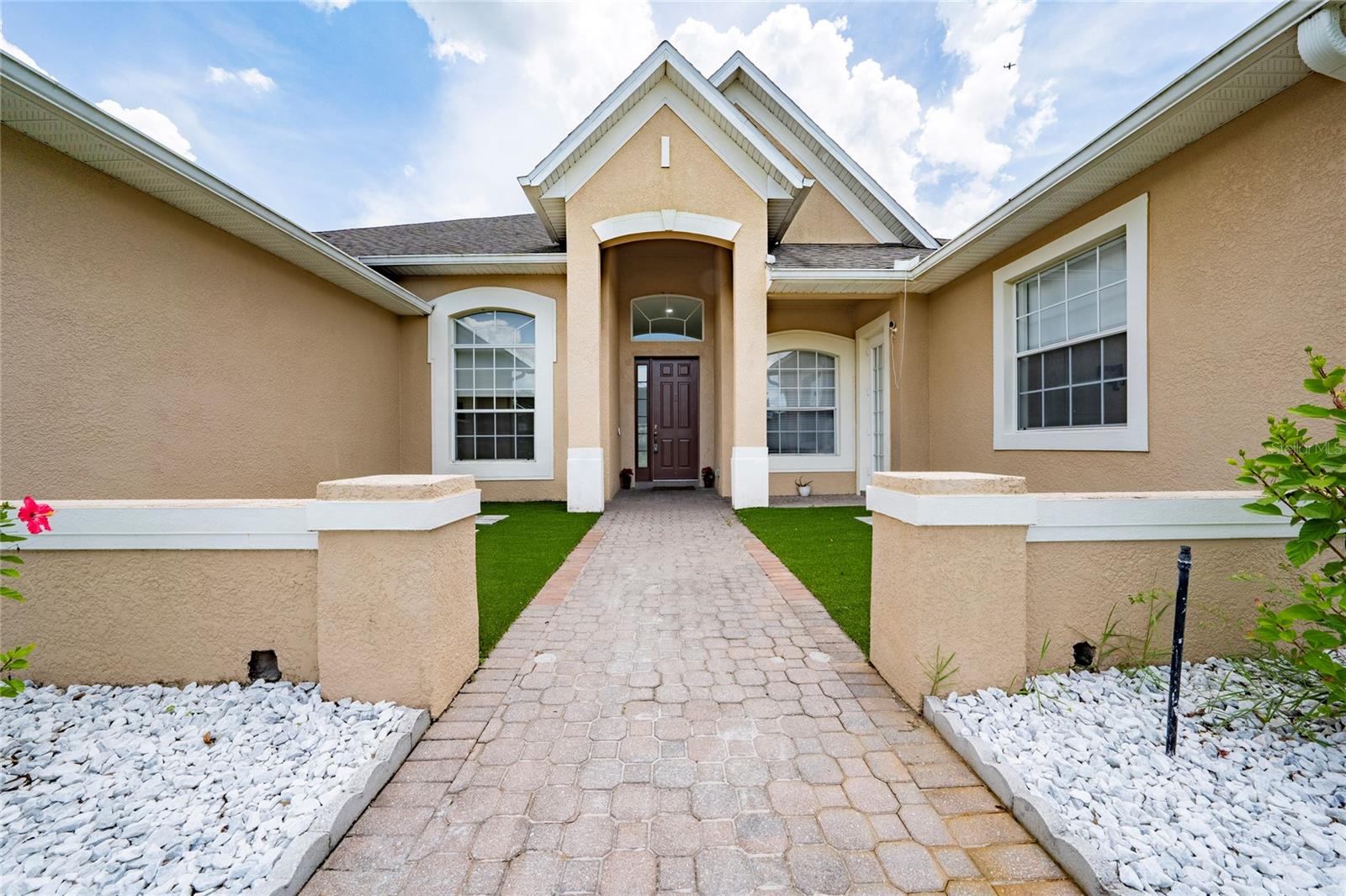 BRISTOL ESTATES - Residential