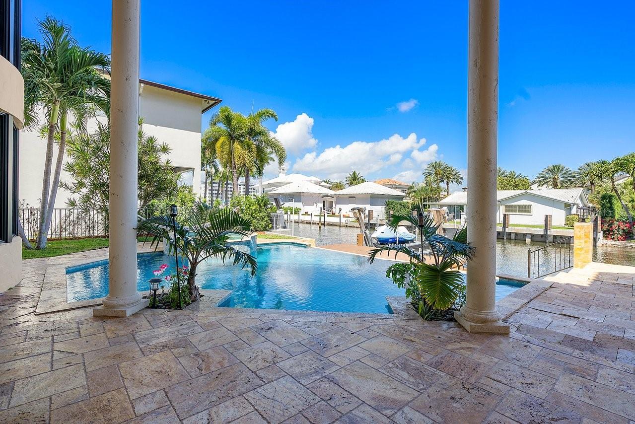 DELRAY BEACH SHORES - Residential