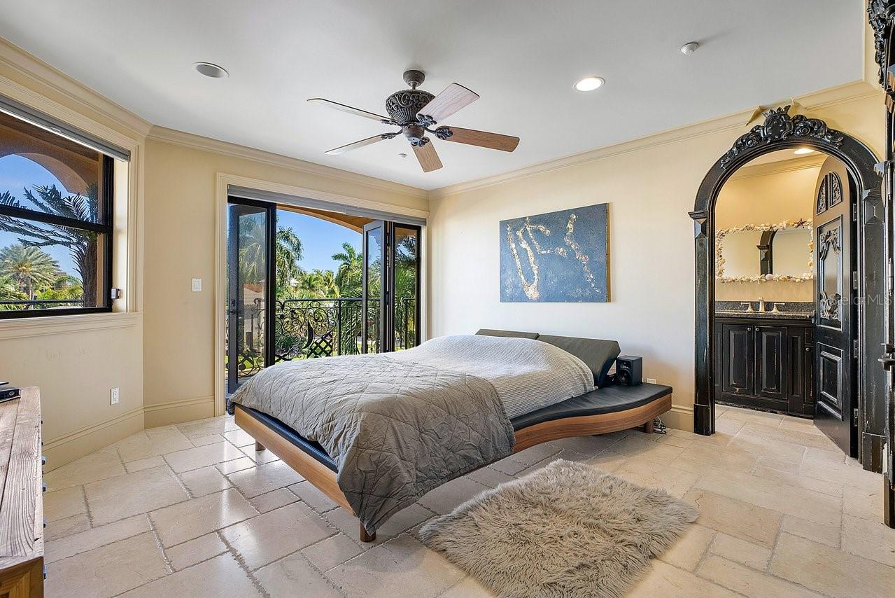 DELRAY BEACH SHORES - Residential