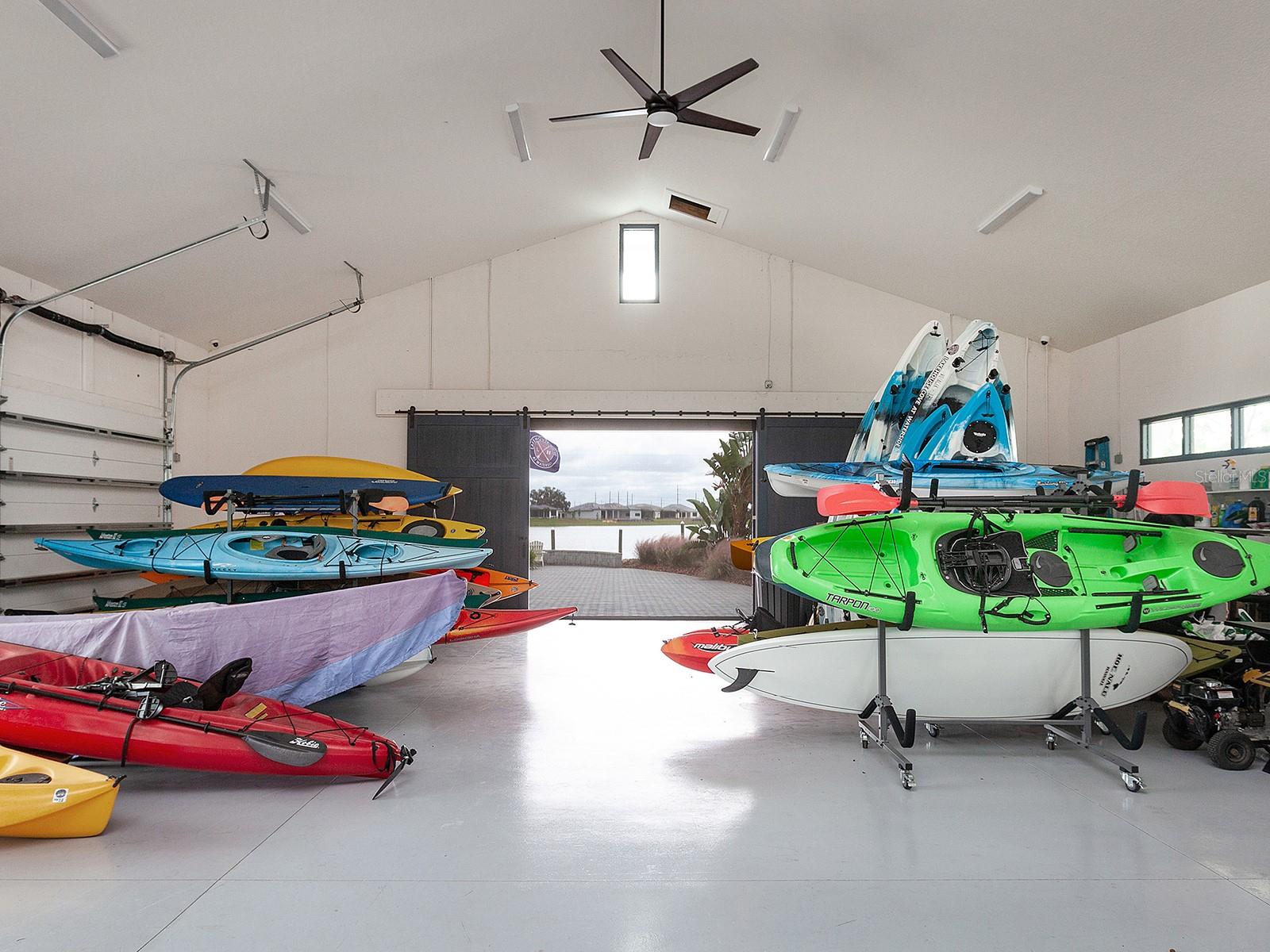 LAKEHOUSE COVE/WATERSIDE PH 4 - Residential